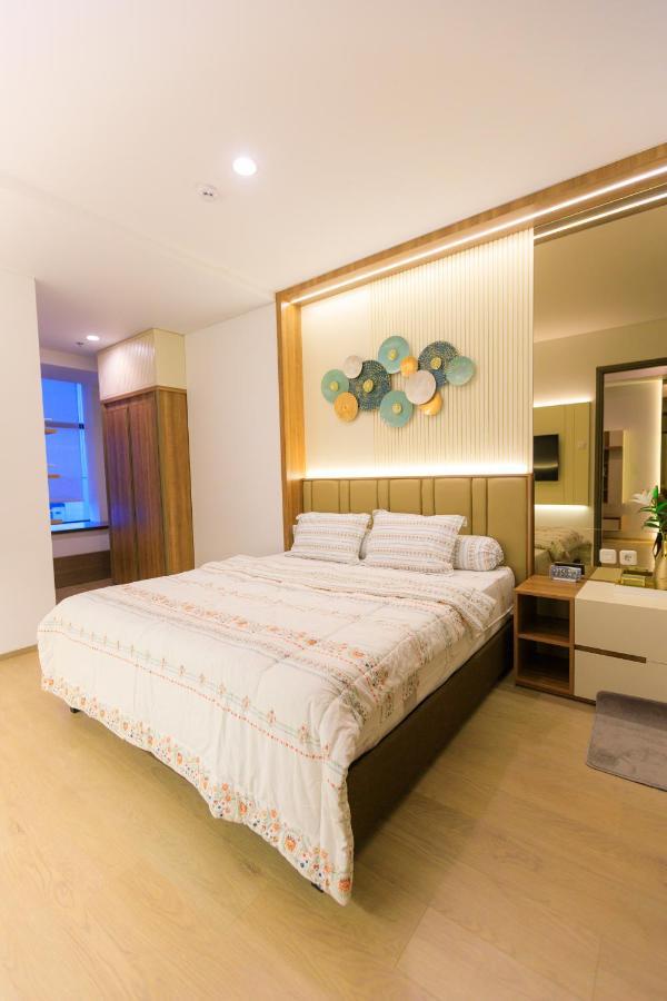 Calma 31 Apartment Makassar Exterior foto
